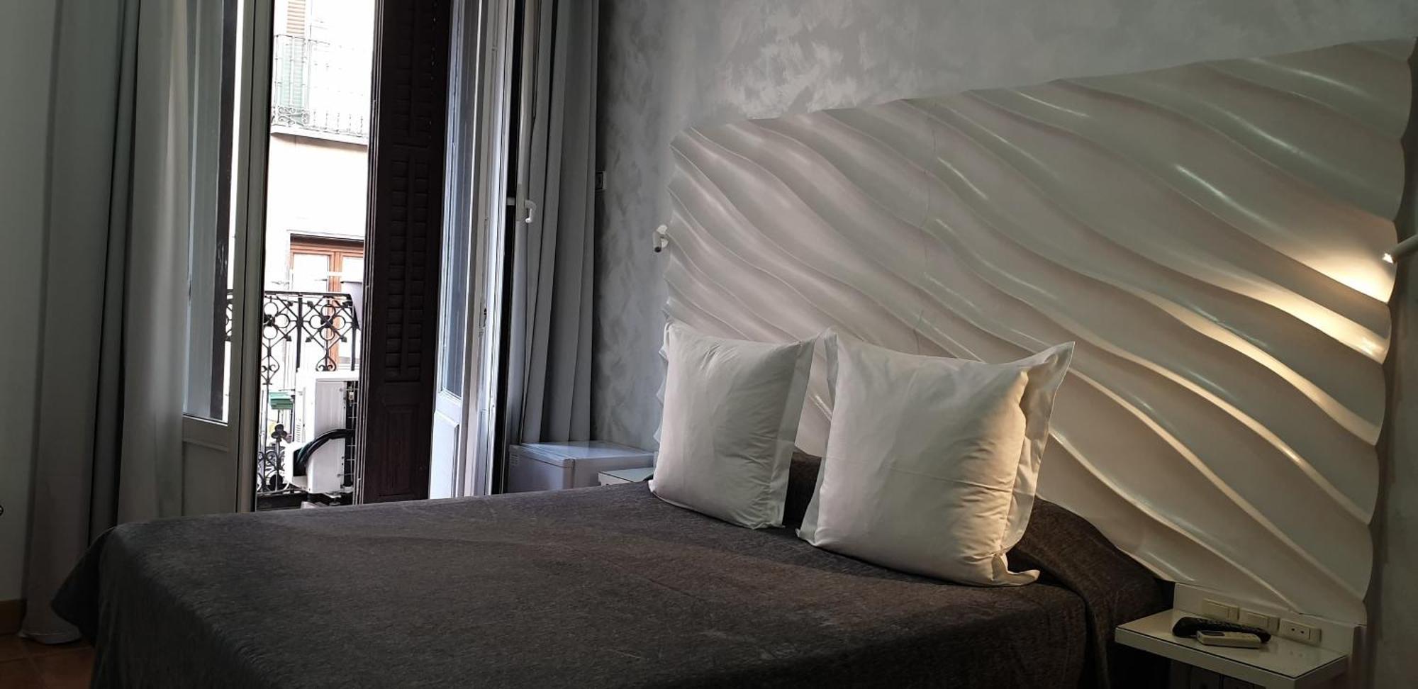 Hostal Las Fuentes (Adults Only) Μαδρίτη Εξωτερικό φωτογραφία